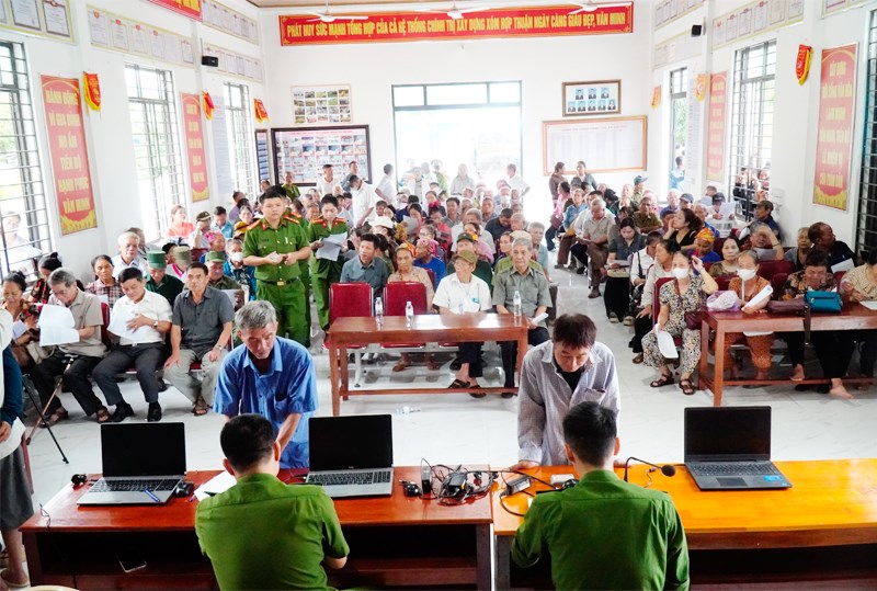 Anh-tin-bai
